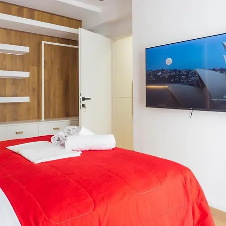 Apartment New Modern Style Next To The Train Station Thessaloniki