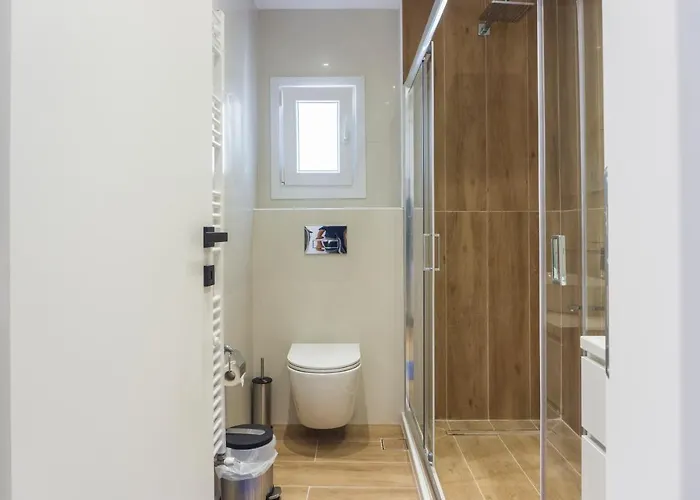 Apartmán New Modern Style Next To The Train Station *
